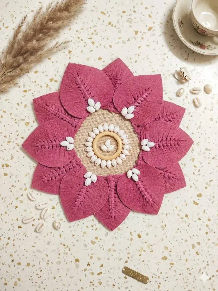 Mandala Macrame Flower - Magenta