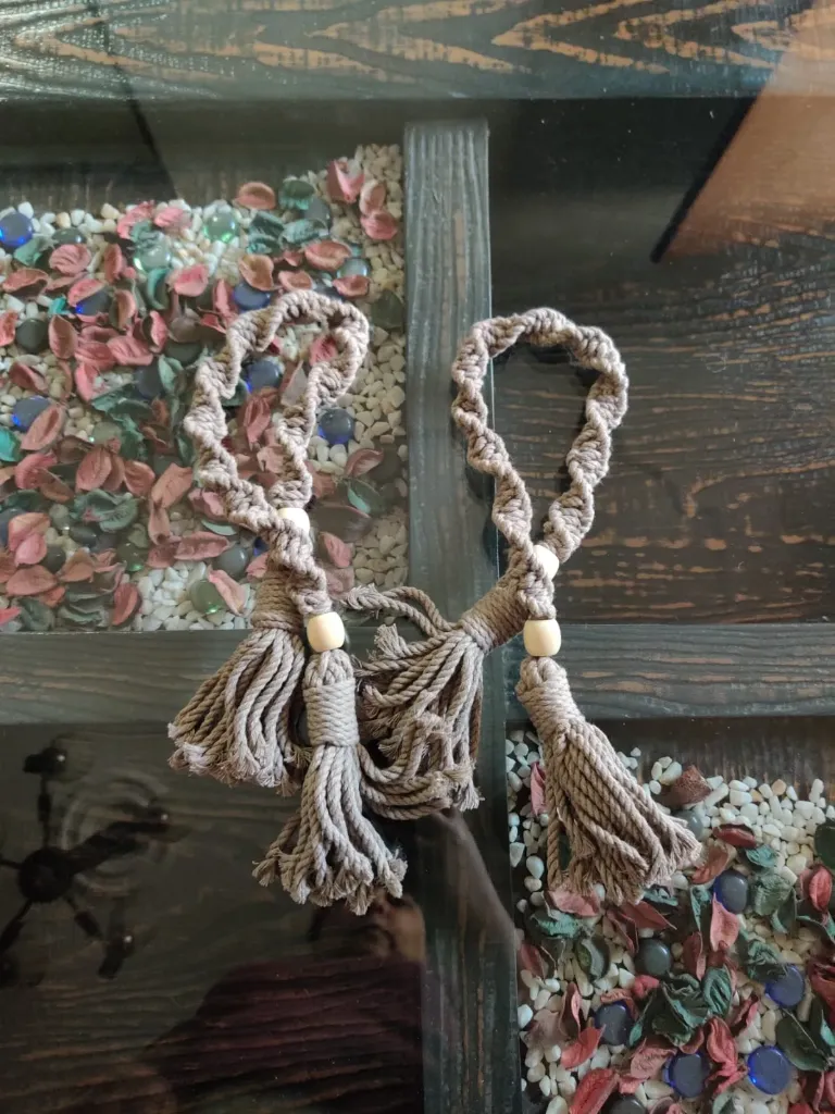 Twisted Macrame Curtain Holder - Off White